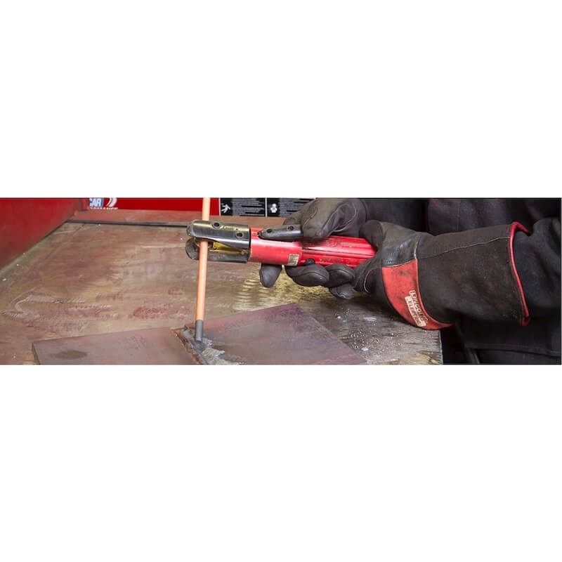 Torche de gougeage Arc-Air carbone 600 A GCE en utilisation