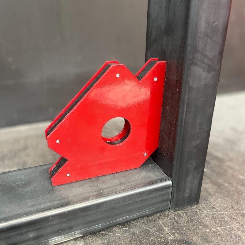 equerre-magnetique-grand-modele-2