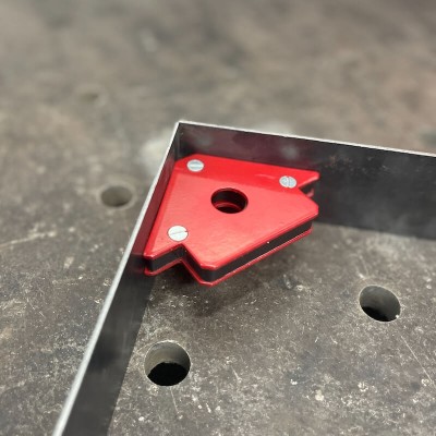 equerre-magnetique-petite-modele 2