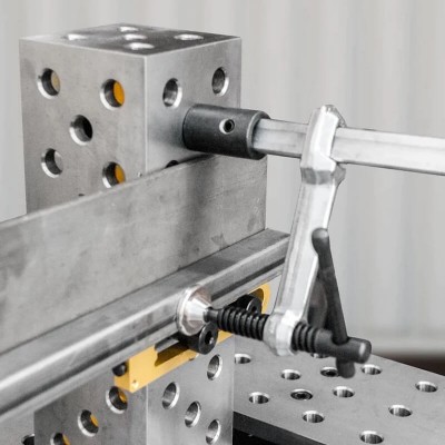 serre-joint-pour-table-de-soudage 2