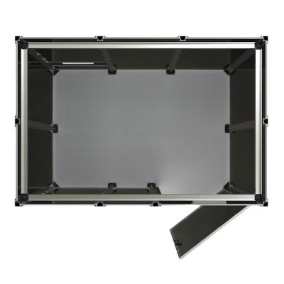 cabine-laser-de-protection-de-3x2m-avec-porte-a-charniere-vu-haut