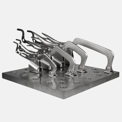 pince-a-inserer-50-mm-pour-trou-de-16mm-en-utilisation-5